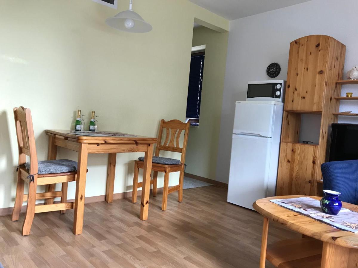 Lolo'S Ferienwohnung Busum Exterior photo